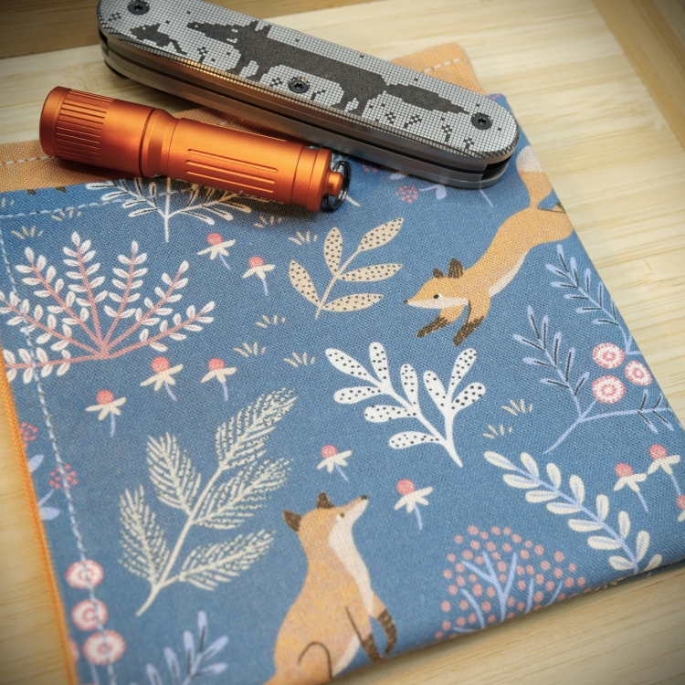 Li.JU Hank, Fox orange